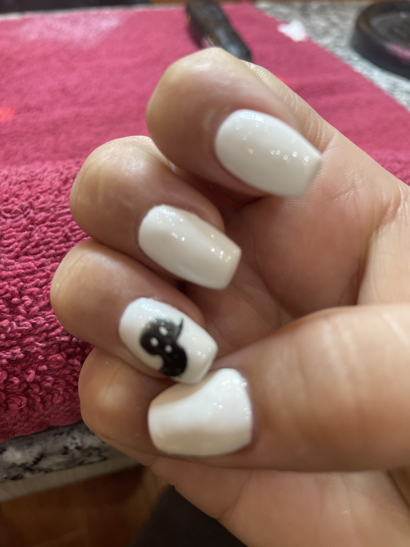 Nancy Nails nail photo 1